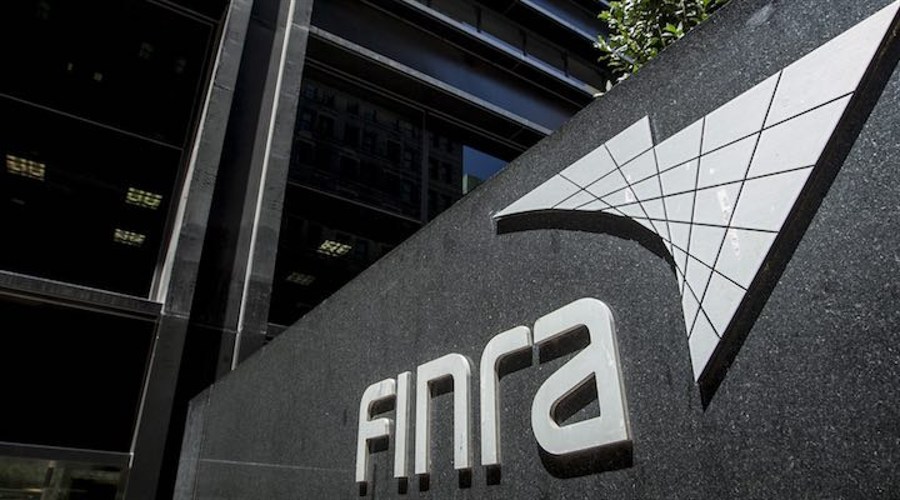 亚马逊(AMZN.US)急需AI投资回报，股东期待股价改善